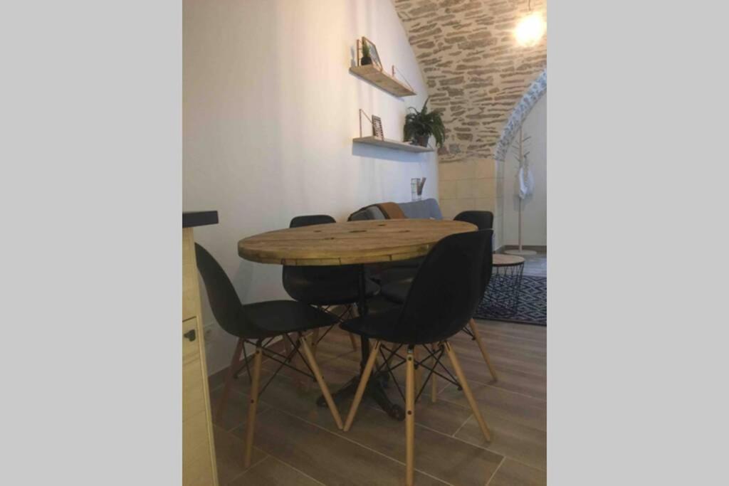Appartement Studio Tout Équipé à Marguerittes Extérieur photo
